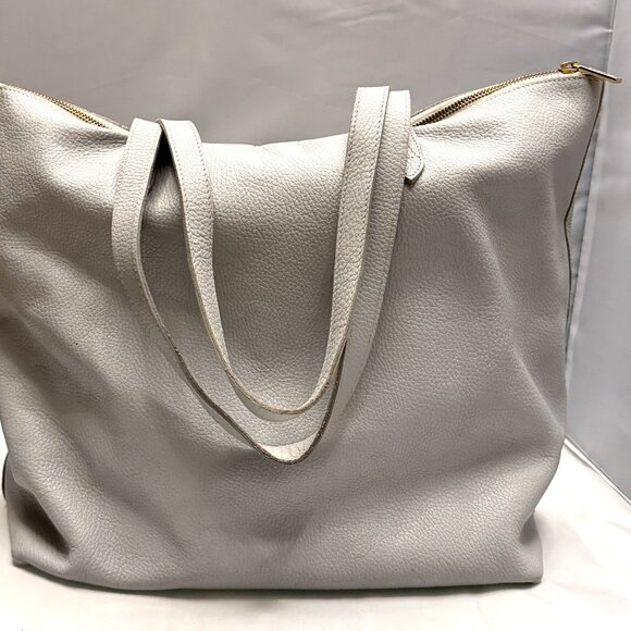 Cuyana Classic Easy Zipper Tote Light Blue Pebbled Leather Bag 2020s - Picture 6 of 15